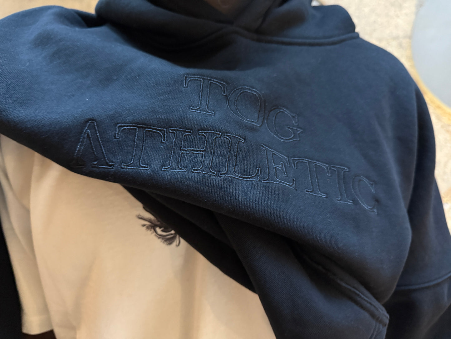 INVICTUS MANEO HOODIE
